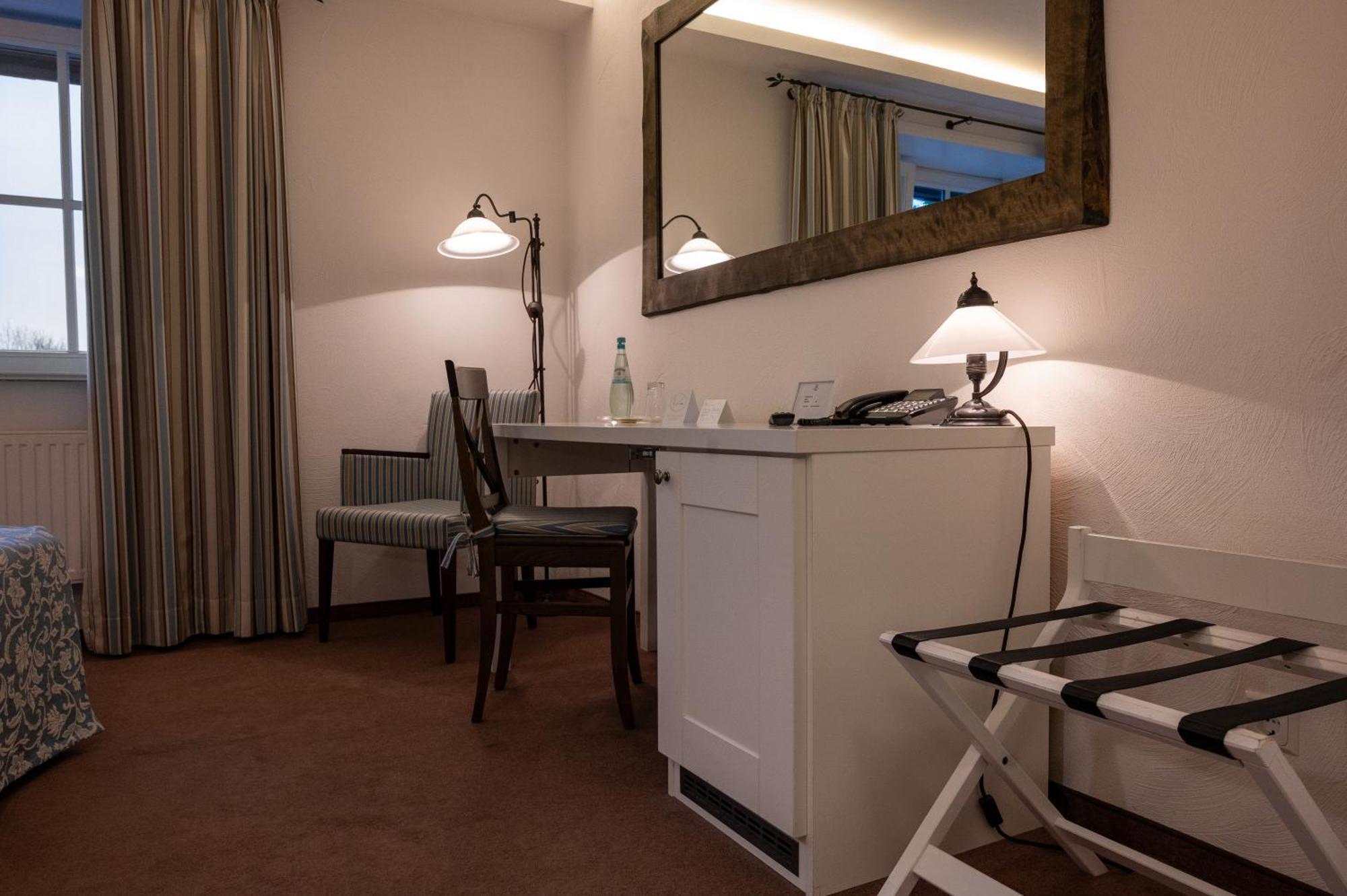 Landhotel Jann Hinsch Hof Winsen Εξωτερικό φωτογραφία